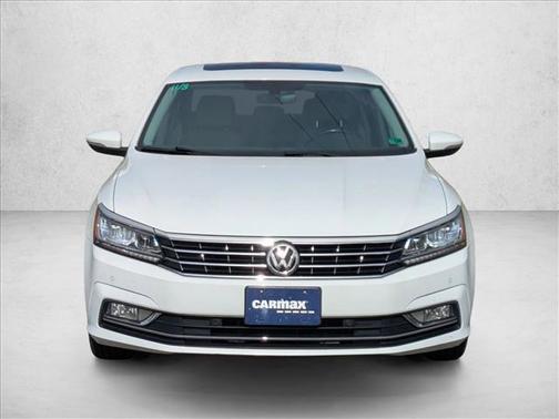 2018 Volkswagen Passat 2.0T SE