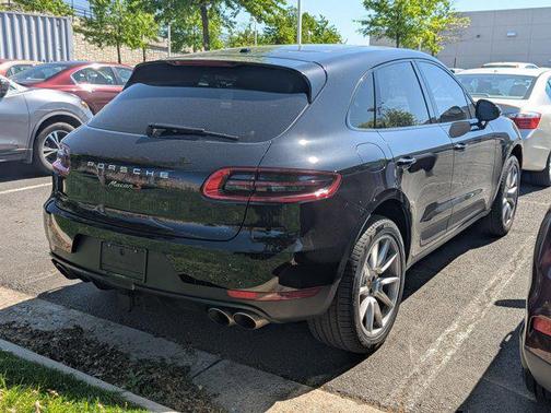2017 Porsche Macan Base