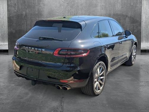2017 Porsche Macan Base