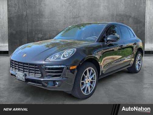 2017 Porsche Macan Base