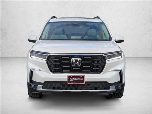 2025 Honda Pilot Touring 8-Passenger