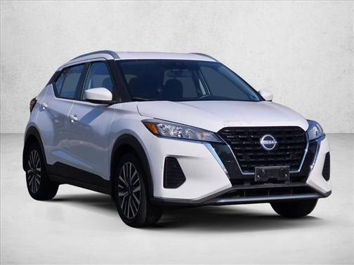 Fresh Powder 2024 Nissan Kicks SV