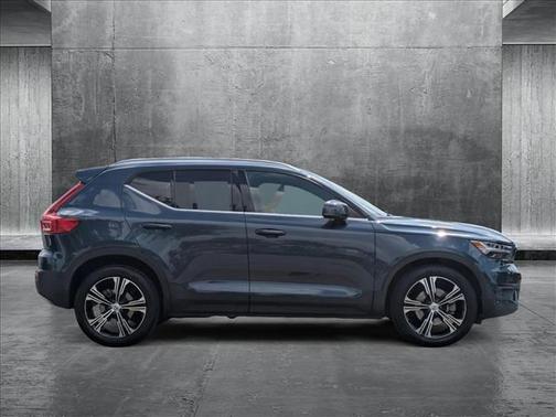 2022 Volvo XC40 T5 Inscription