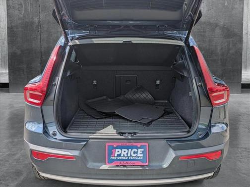 2022 Volvo XC40 T5 Inscription