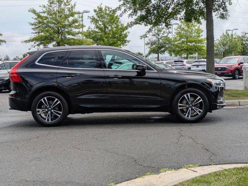 2018 Volvo XC60 T5 Momentum
