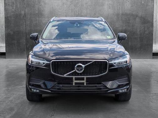 2018 Volvo XC60 T5 Momentum