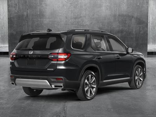 2025 Honda Pilot Touring 8-Passenger