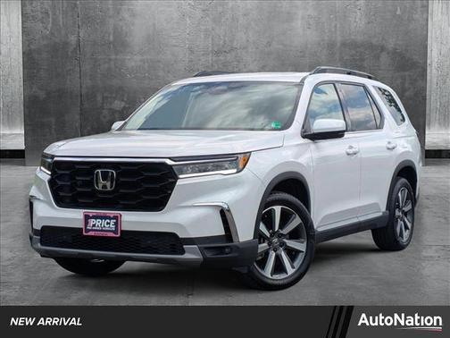2024 Honda Pilot Touring 8-Passenger