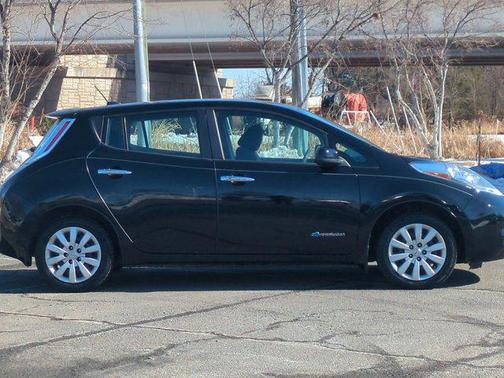 2016 Nissan Leaf S