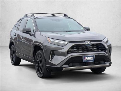 2022 Toyota RAV4 Hybrid SE
