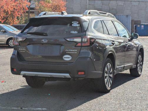 2024 Subaru Outback Touring XT