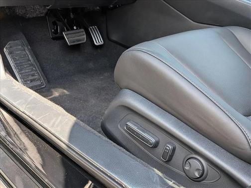 Crystal Black Pearl 2026 Honda Accord Hybrid Sport-L