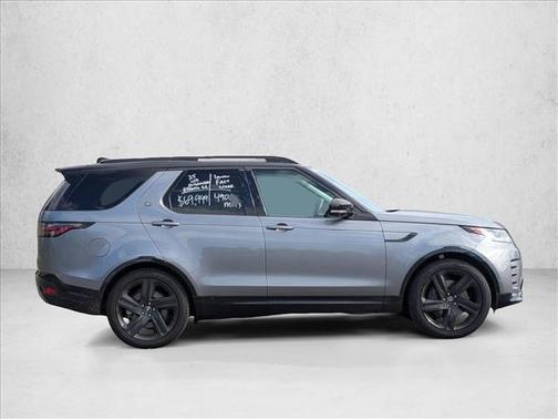 2025 Land Rover Discovery P360 Dynamic SE