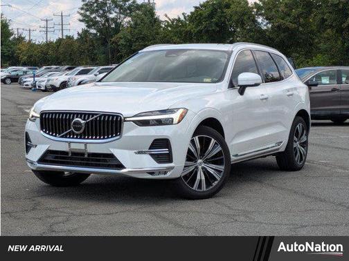 2022 Volvo XC60 B6 Inscription