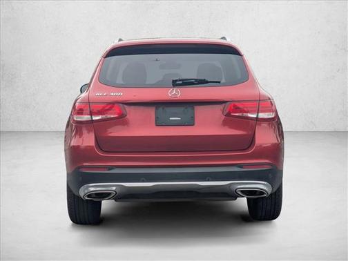 designo Cardinal Red Metallic 2018 Mercedes-Benz GLC 300 Base