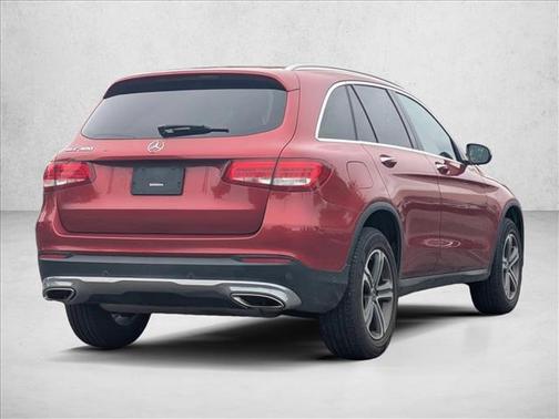 designo Cardinal Red Metallic 2018 Mercedes-Benz GLC 300 Base