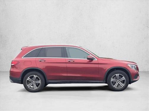 designo Cardinal Red Metallic 2018 Mercedes-Benz GLC 300 Base