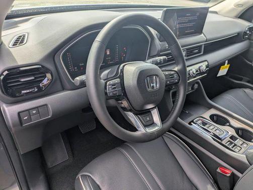 Modern Steel Metallic 2026 Honda Pilot Elite