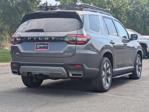 Modern Steel Metallic 2026 Honda Pilot Elite