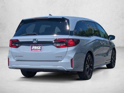 Platinum White Pearl 2025 Honda Odyssey Sport-L
