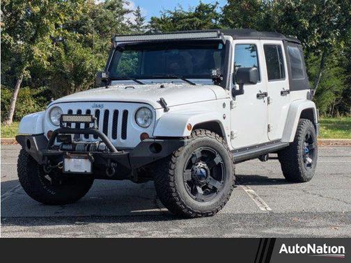 2013 Jeep Wrangler Unlimited Sahara