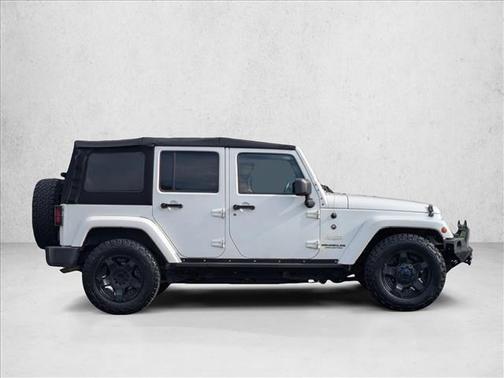 2013 Jeep Wrangler Unlimited Sahara