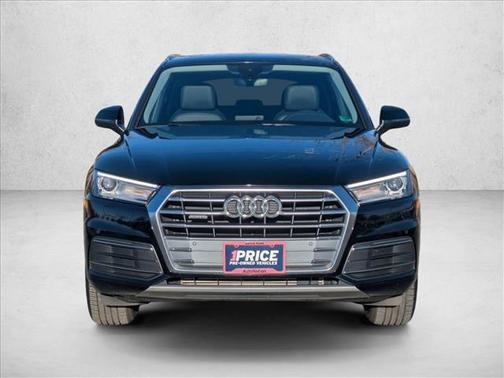 2020 Audi Q5 45 Titanium Premium
