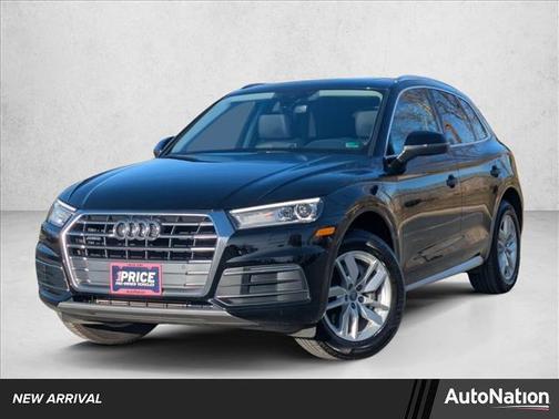 2020 Audi Q5 45 Titanium Premium