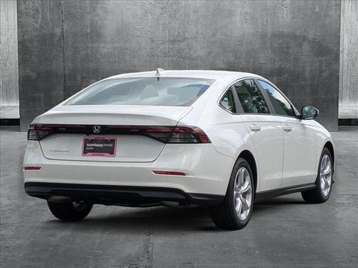 2025 Honda Accord LX 1.5T