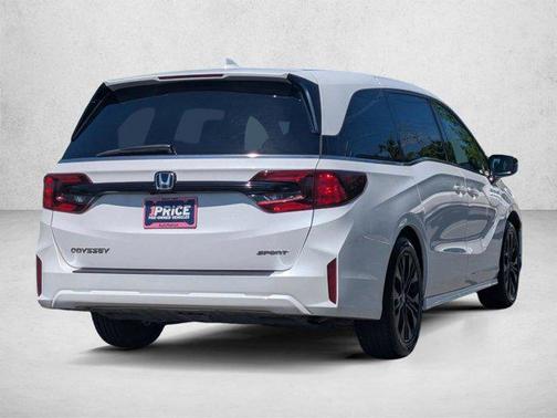 Platinum White Pearl 2025 Honda Odyssey Sport-L