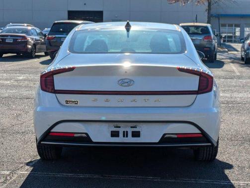 2021 Hyundai SONATA SE