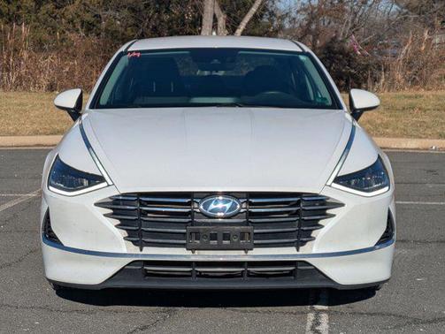2021 Hyundai SONATA SE