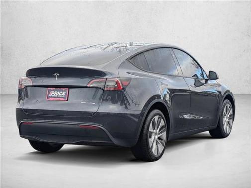 2024 Tesla Model Y Long Range Dual Motor All-Wheel Drive