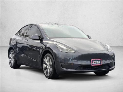 2024 Tesla Model Y Long Range Dual Motor All-Wheel Drive