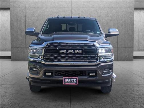 Photo 2 of 32 of 2020 RAM 3500 Limited