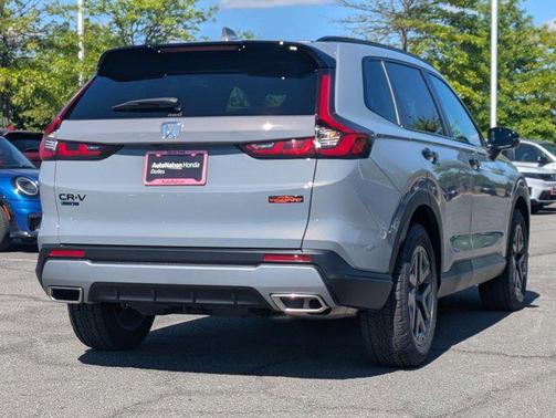 Urban Gray Pearl 2026 Honda CR-V Hybrid TrailSport AWD