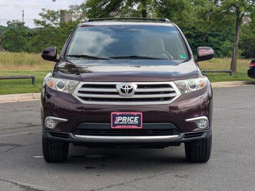 2011 Toyota Highlander SE
