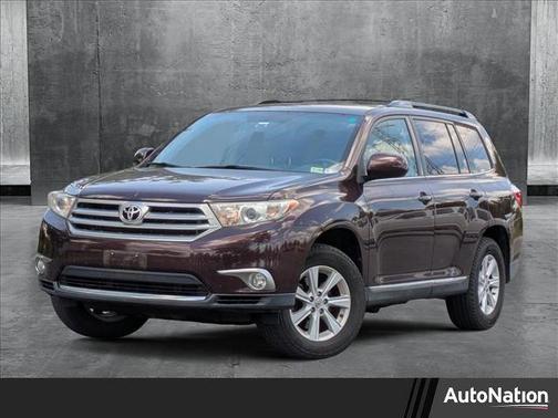 2011 Toyota Highlander SE