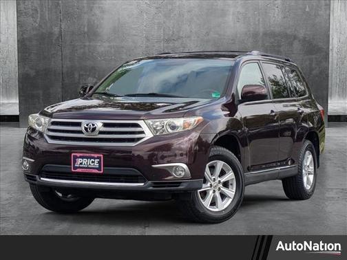 2011 Toyota Highlander SE