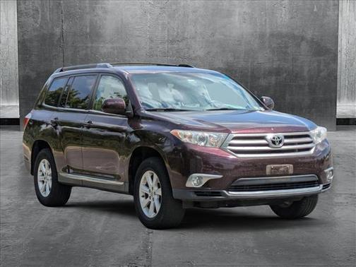 2011 Toyota Highlander SE