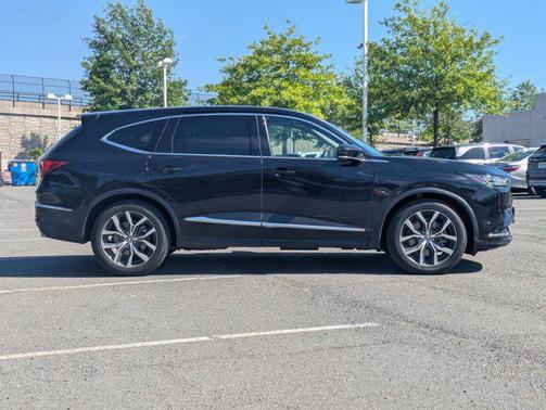 Majestic Black Pearl 2023 Acura MDX Technology Package