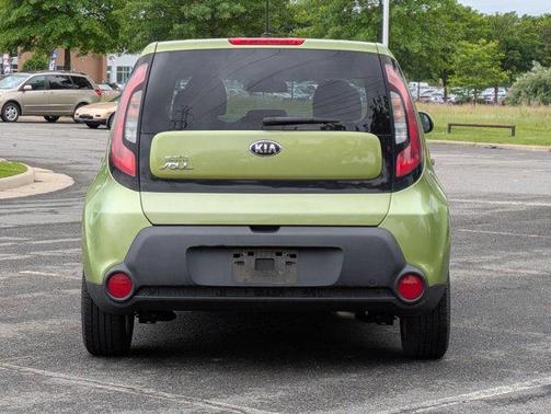 2016 Kia Soul Base