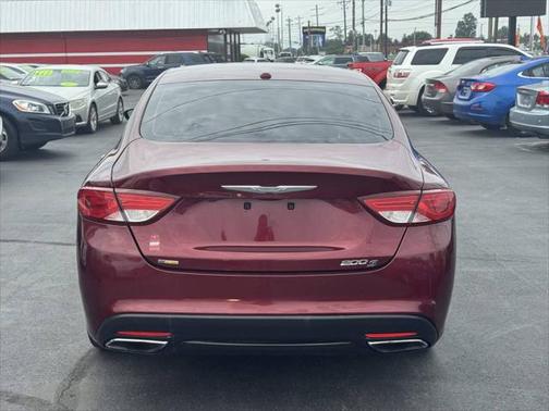 2015 Chrysler 200 S