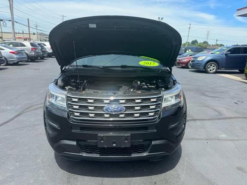 2017 Ford Explorer Base
