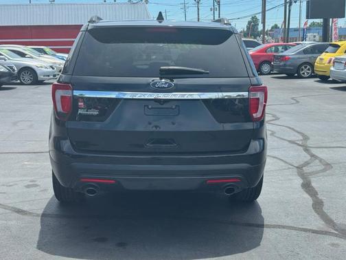2017 Ford Explorer Base
