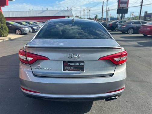2017 Hyundai SONATA SE