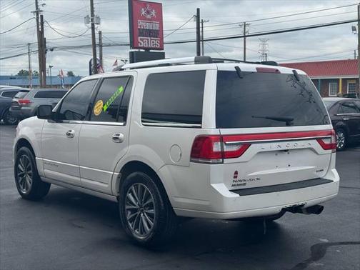 2016 Lincoln Navigator Select