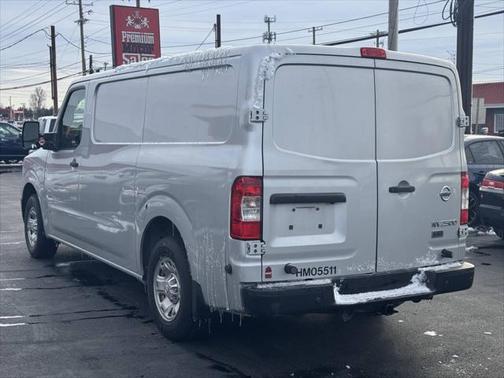 2015 Nissan NV Cargo NV2500 HD SV V8