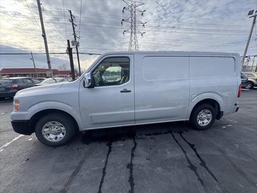 2015 Nissan NV Cargo NV2500 HD SV V8