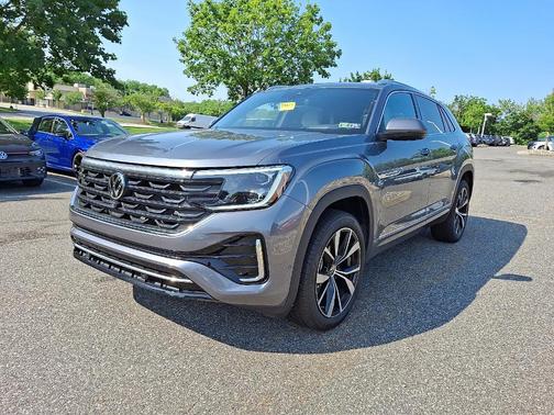 2025 Volkswagen Atlas Cross Sport 2.0T SEL Premium R-Line